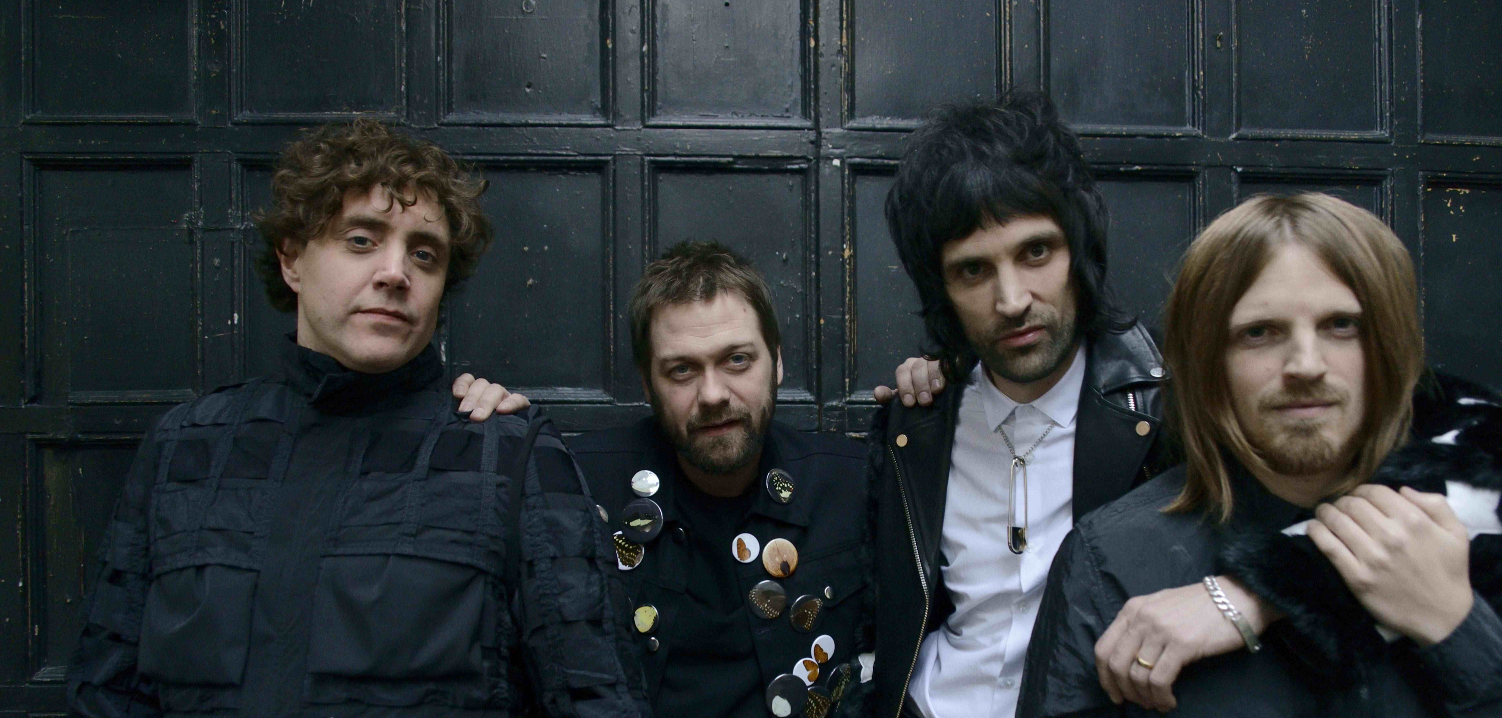 Review Kasabian ‘You’re In Love With A Psycho’